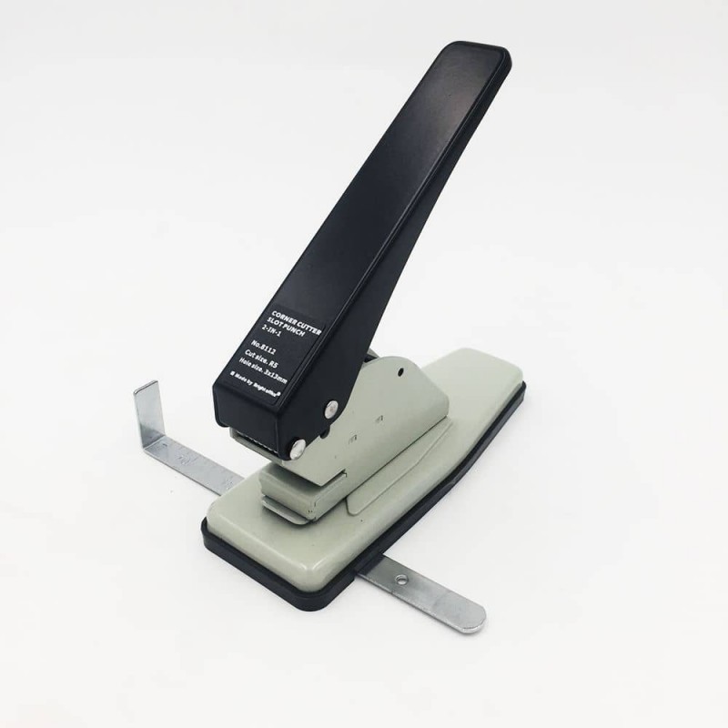 8112 CORNER CUTTER AND SLOT PUNCH