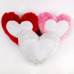 HEART FUR PILLOW 